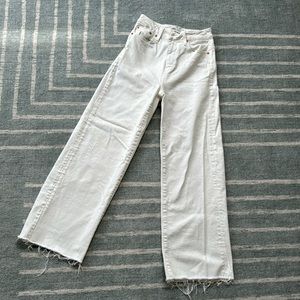 White Zara Jeans size USA 24 EUR 34